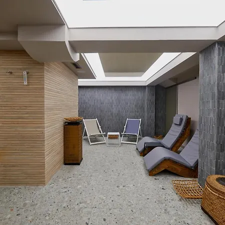 Saint John Baptist 4* 네세부르