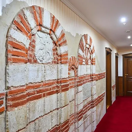 Saint John Baptist 4*