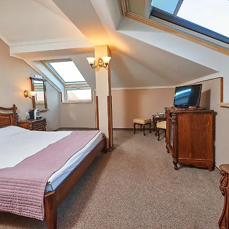 Saint John Baptist Otel Misivri