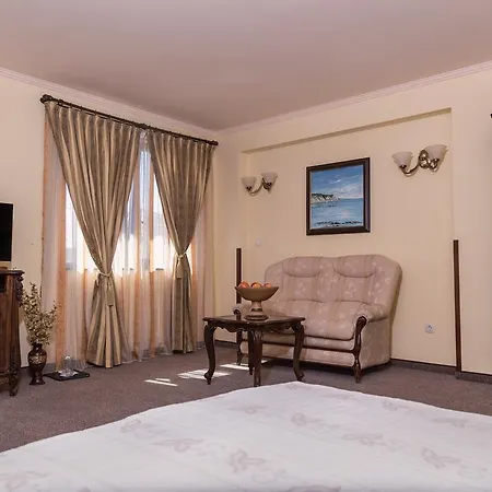 호텔 Saint John Baptist