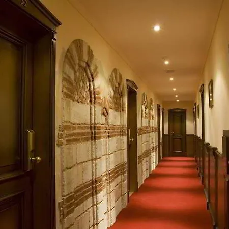 Saint John Baptist 4* 네세부르