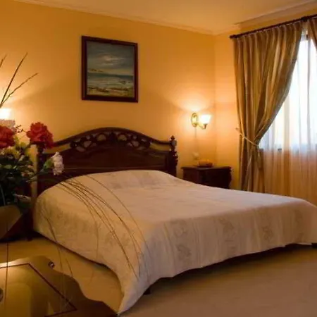 호텔 Saint John Baptist 네세부르