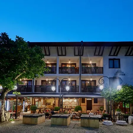 Otel Saint John Baptist