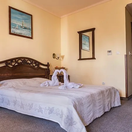 호텔 Saint John Baptist 4*