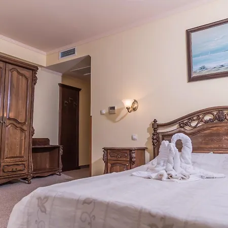 Saint John Baptist 4*