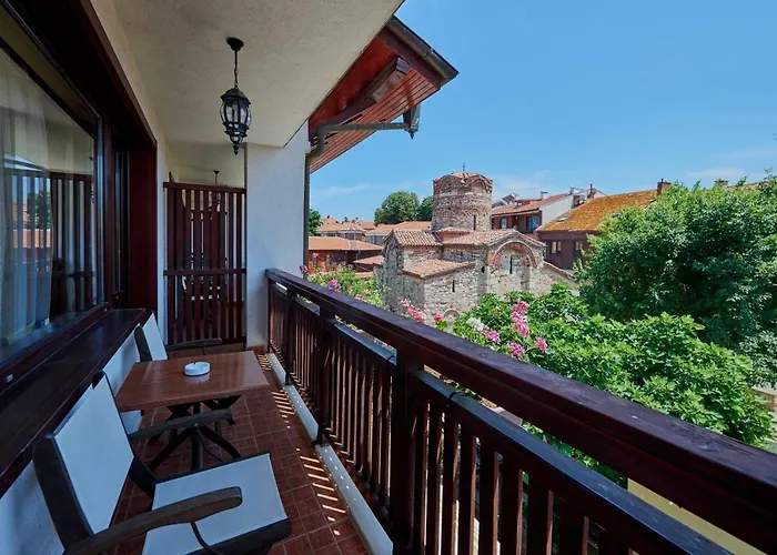 Saint John Baptist Хотел